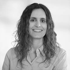 julia fachuebersetzerin werbung medizin gastronomie professional translator advertising medicine technology food service german spanish english